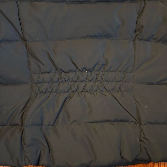 ABERCROMBIE & FITCH Navy Puffer Vest Size L - Picture 6 of 6